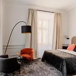 N33 Premium Old Town - Destigo Krakau
