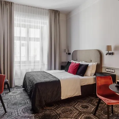 N33 Premium Old Town - Destigo Krakov