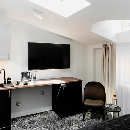 N33 Premium Old Town - Destigo Apartment Krakow