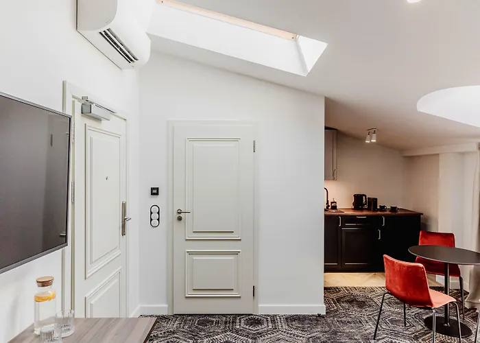 N33 Premium Old Town - Destigo קרקוב