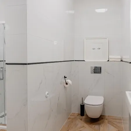 N33 Premium Old Town - Destigo Cracóvia